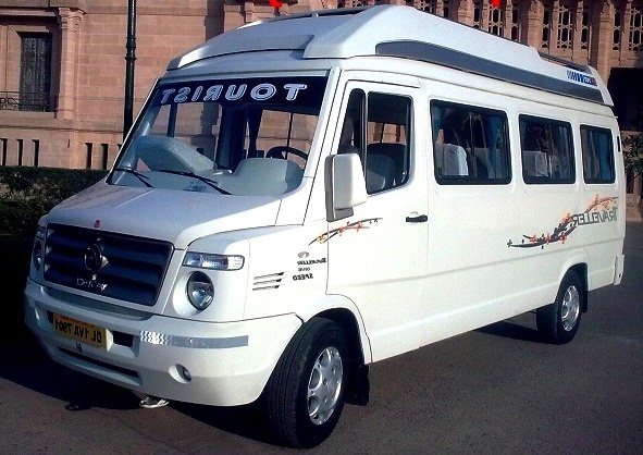 7 Seater Tempo Traveller Van Hire Delhi, Luxury Van Rental Service India