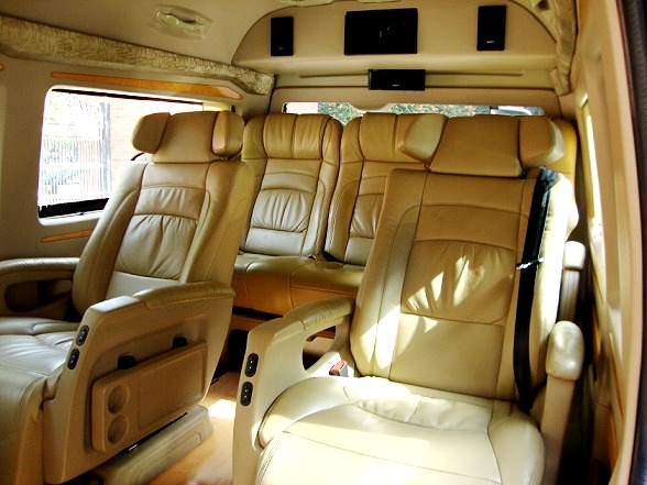 luxury 10 seater vans