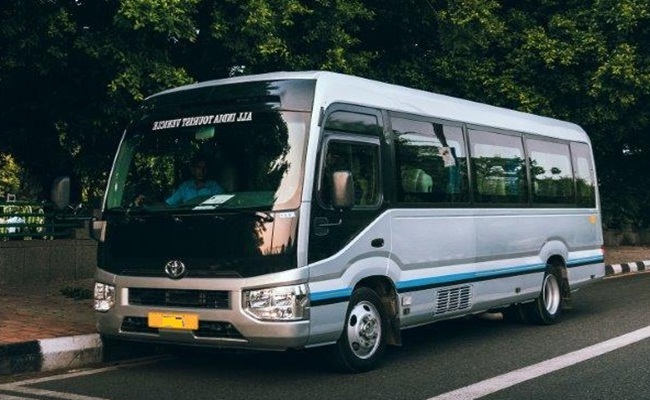 Toyota Minibus